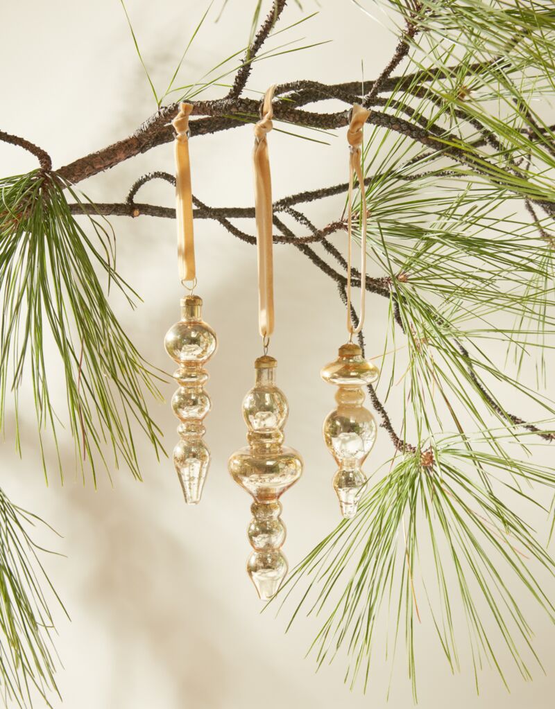 Elegance Ornament - Large