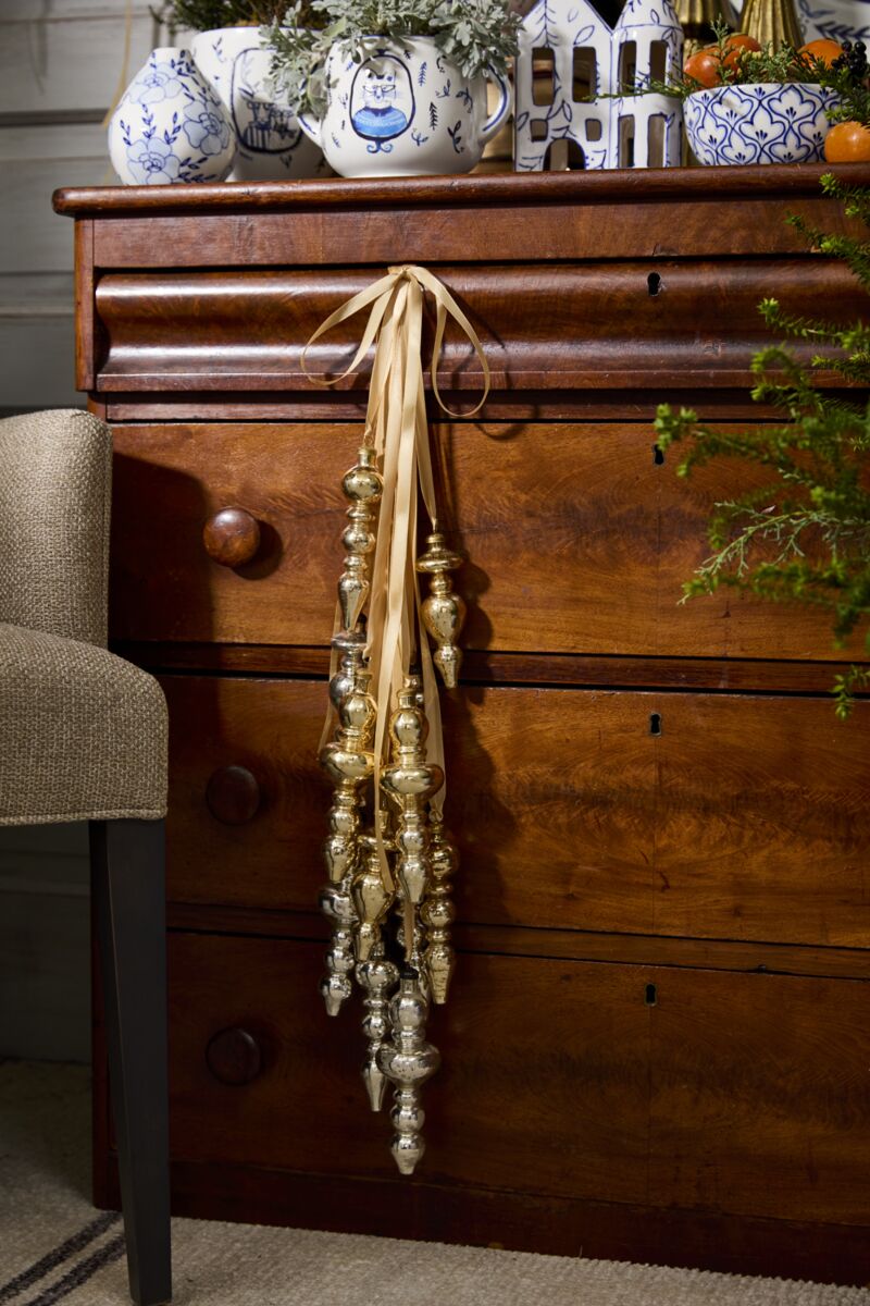 Elegance Ornament - Large