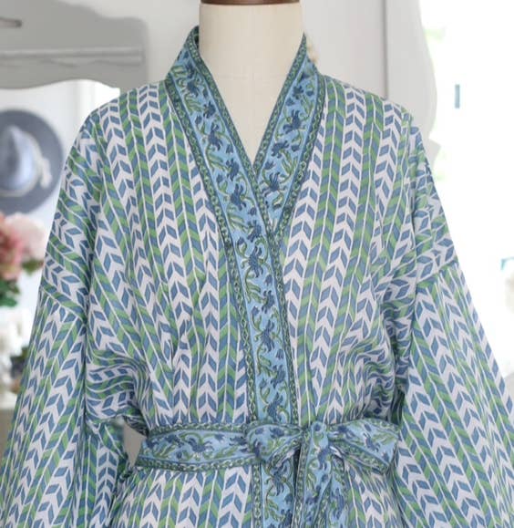 Kimono Robe Larisa with Envelope, 48"