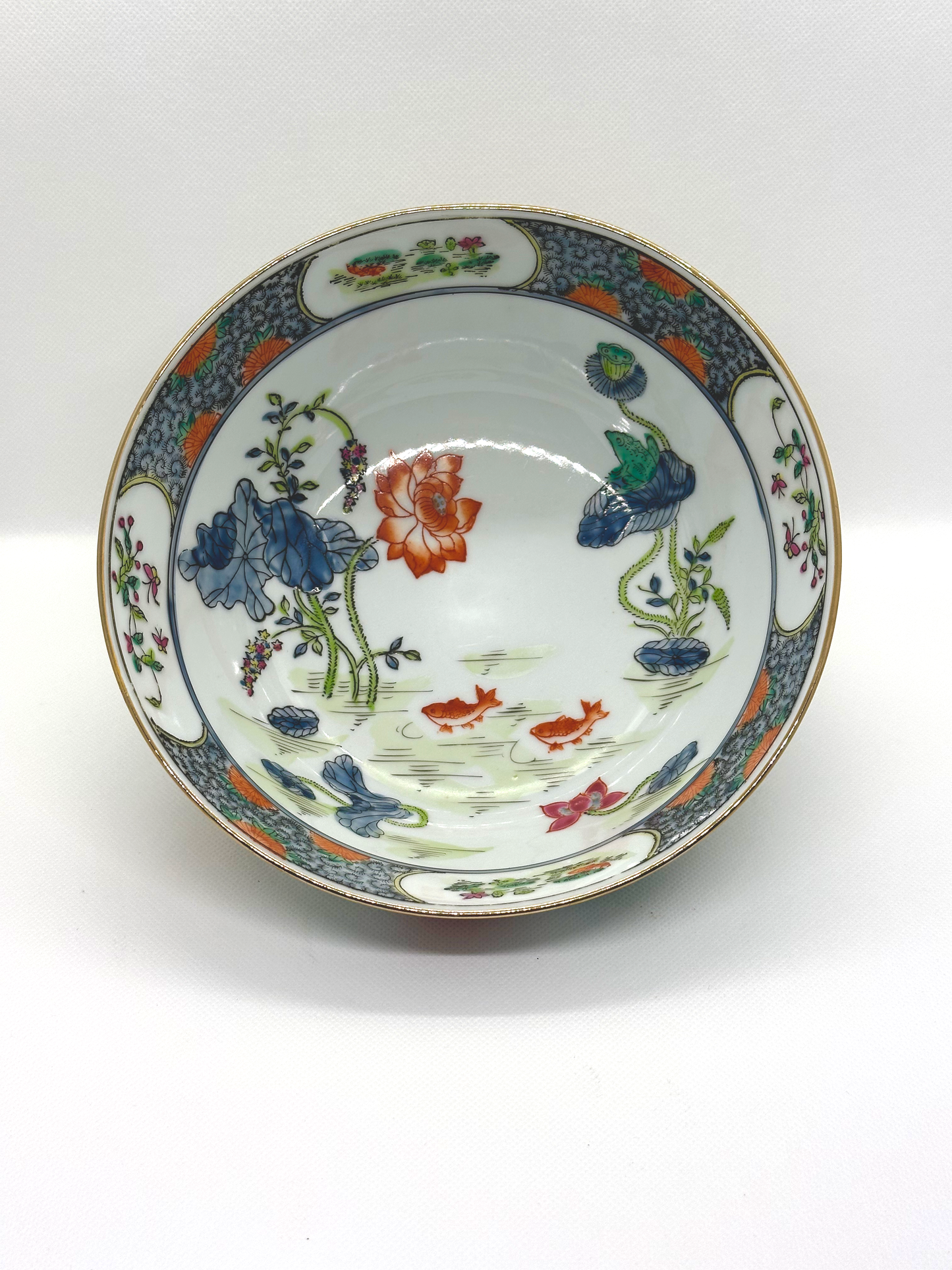 Small Porcelain Asian Decorative Bowl