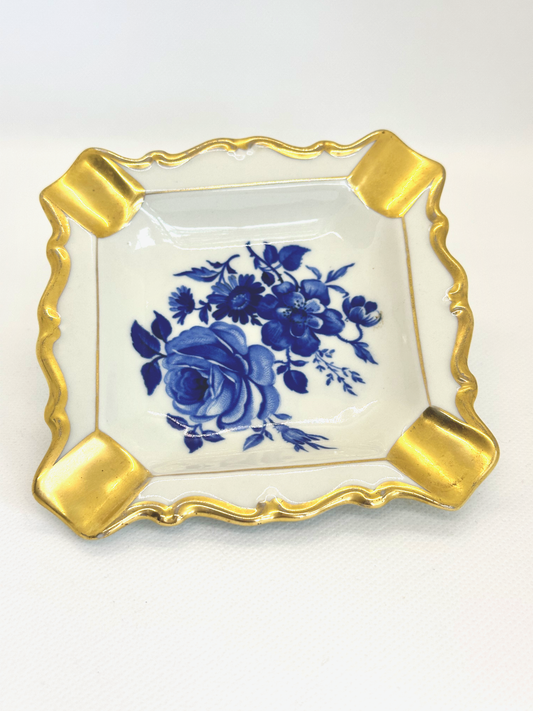 Echt Kobalt Unterglassur Delft ashtray.